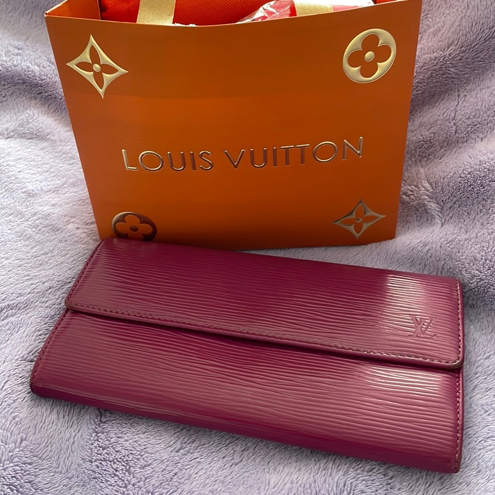 Authentic Louis Vuitton wallet